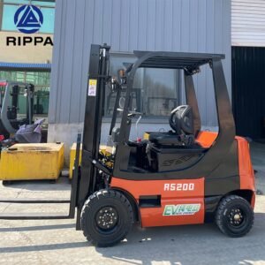 Rippa 2 Ton Electric Forklift R520